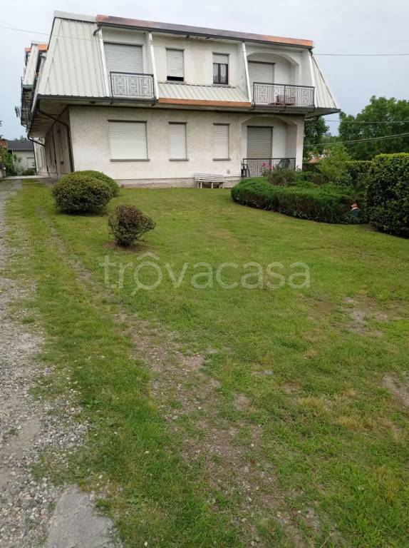 appartamento in vendita a Varallo Pombia