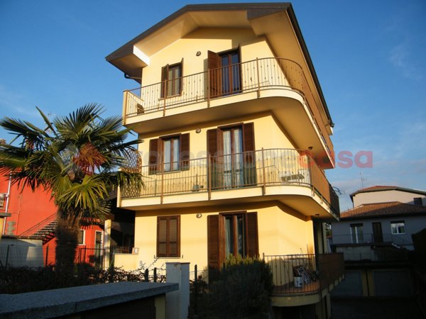 appartamento in vendita a Varallo Pombia