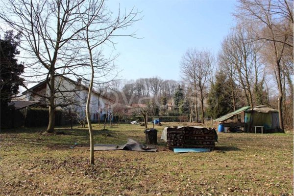 terreno agricolo in vendita a Varallo Pombia