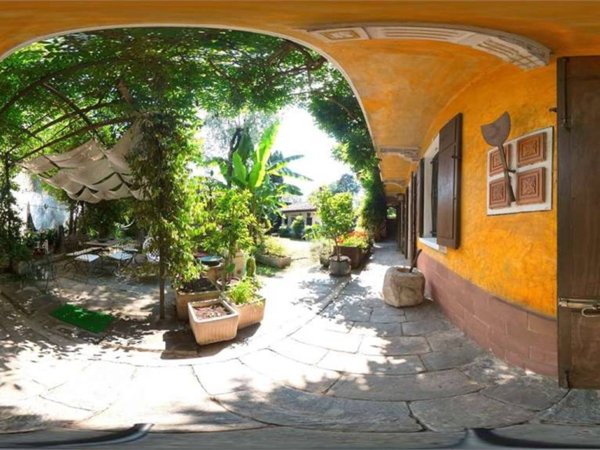 casa indipendente in vendita a Varallo Pombia