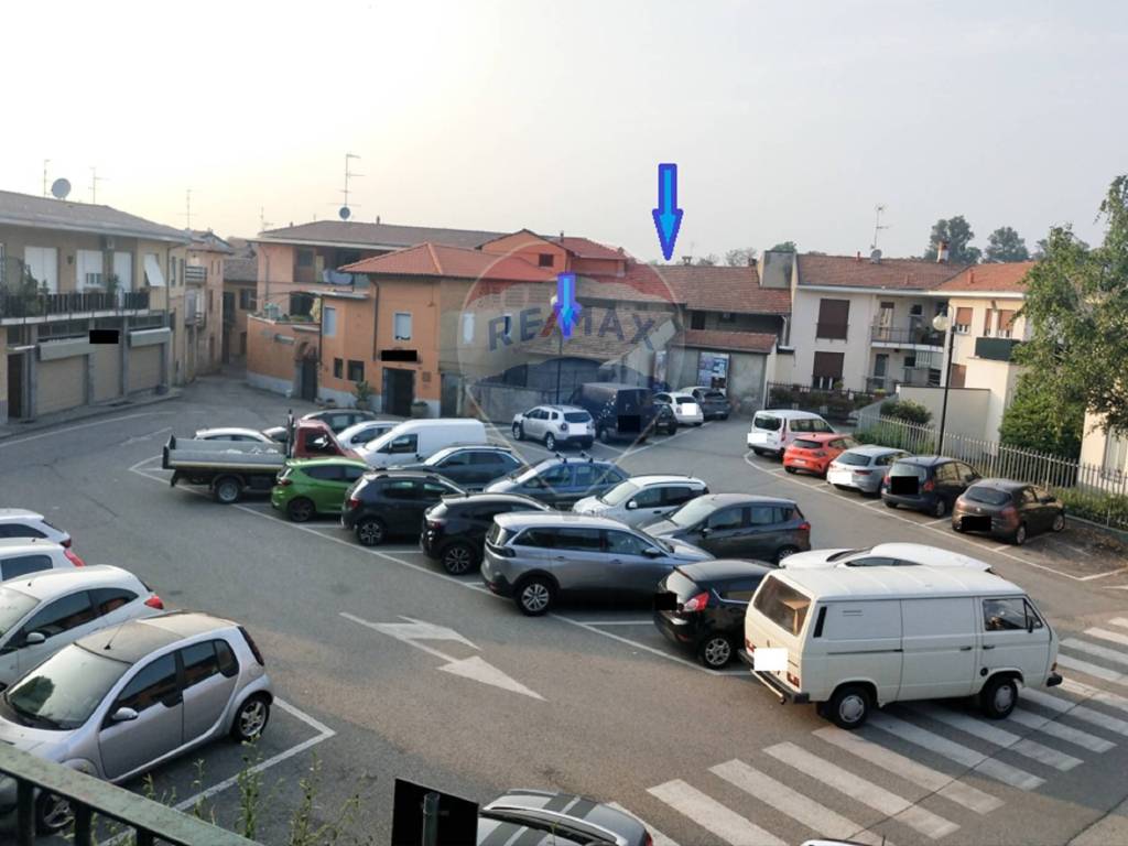 casa indipendente in vendita a Varallo Pombia