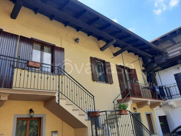 appartamento in vendita a Varallo Pombia