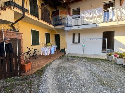 appartamento in vendita a Varallo Pombia