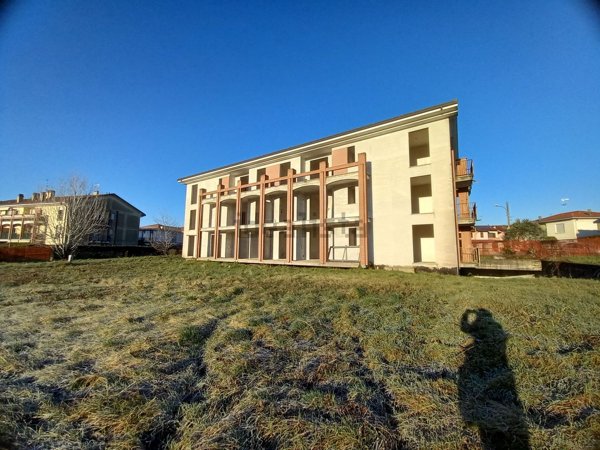 appartamento in vendita a Varallo Pombia