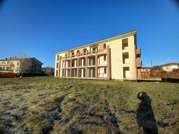 appartamento in vendita a Varallo Pombia