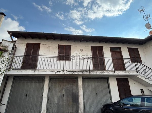 appartamento in vendita a Varallo Pombia