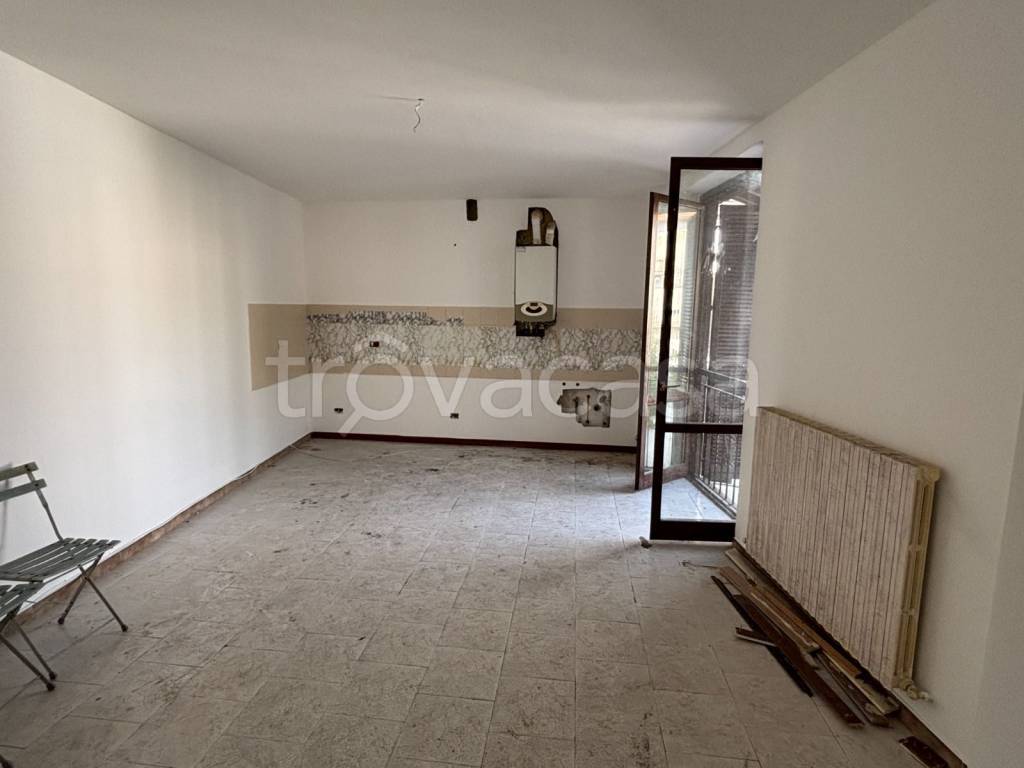 appartamento in vendita a Varallo Pombia