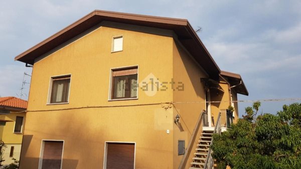 appartamento in vendita a Varallo Pombia