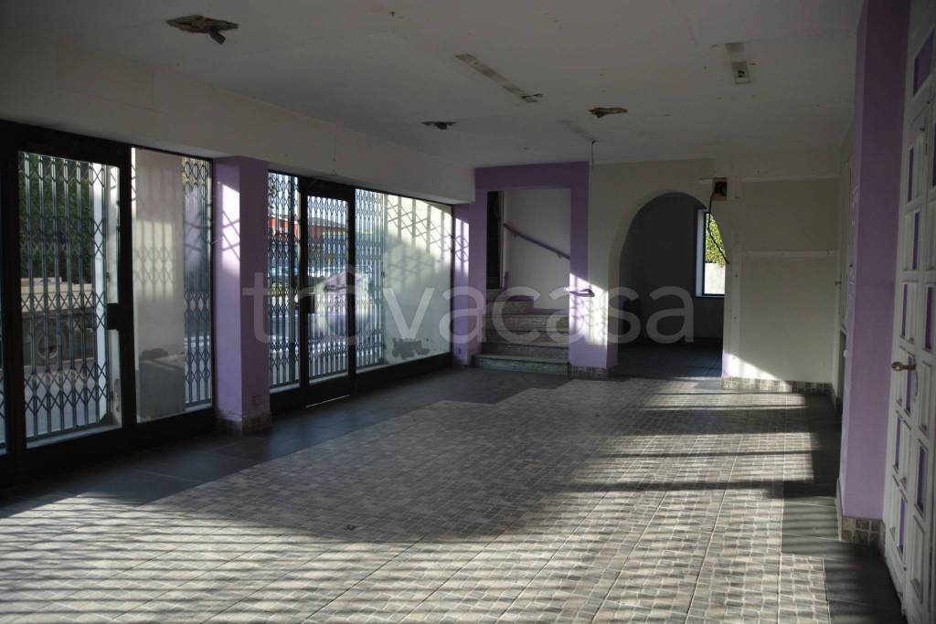 appartamento in vendita a Varallo Pombia