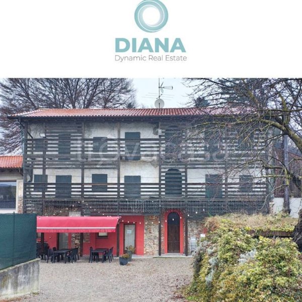 negozio in vendita a Varallo Pombia