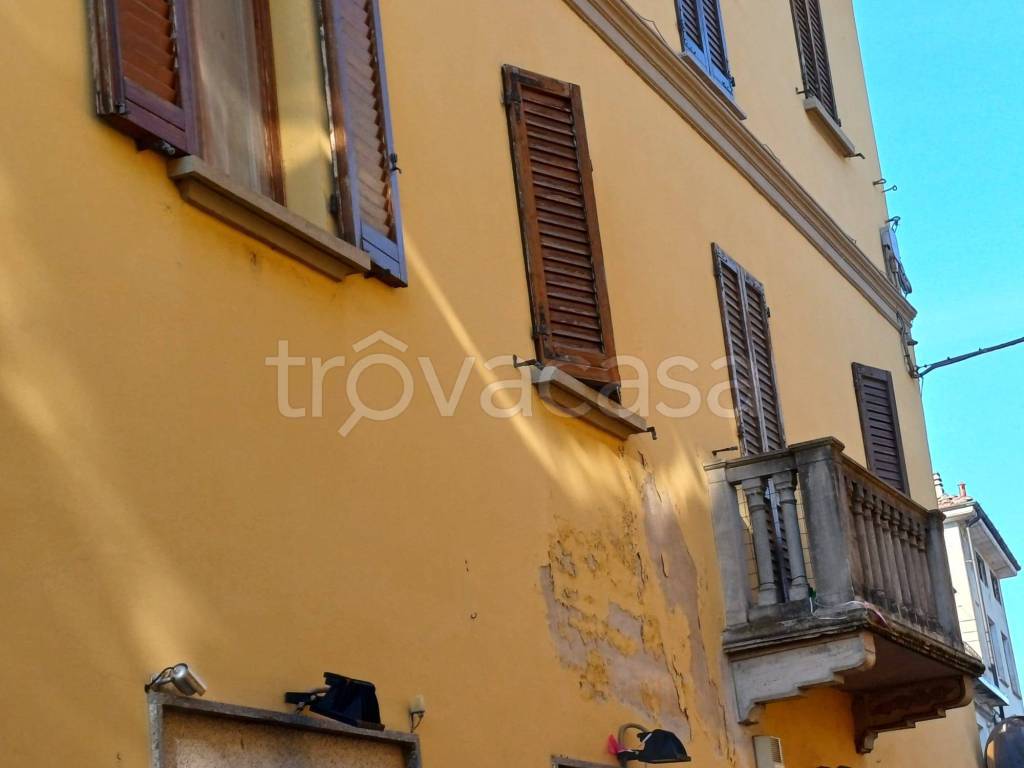 appartamento in vendita a Varallo Pombia