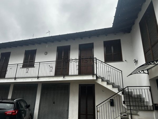 appartamento in vendita a Varallo Pombia