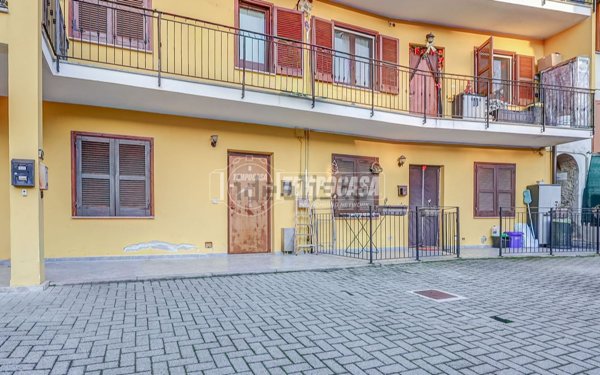 appartamento in vendita a Varallo Pombia