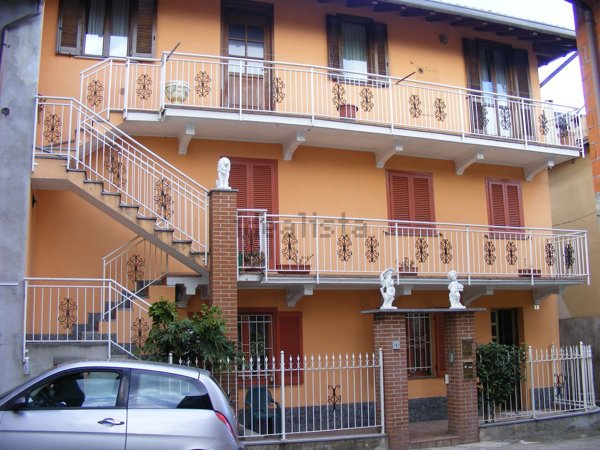 pentavano in vendita a Varallo Pombia