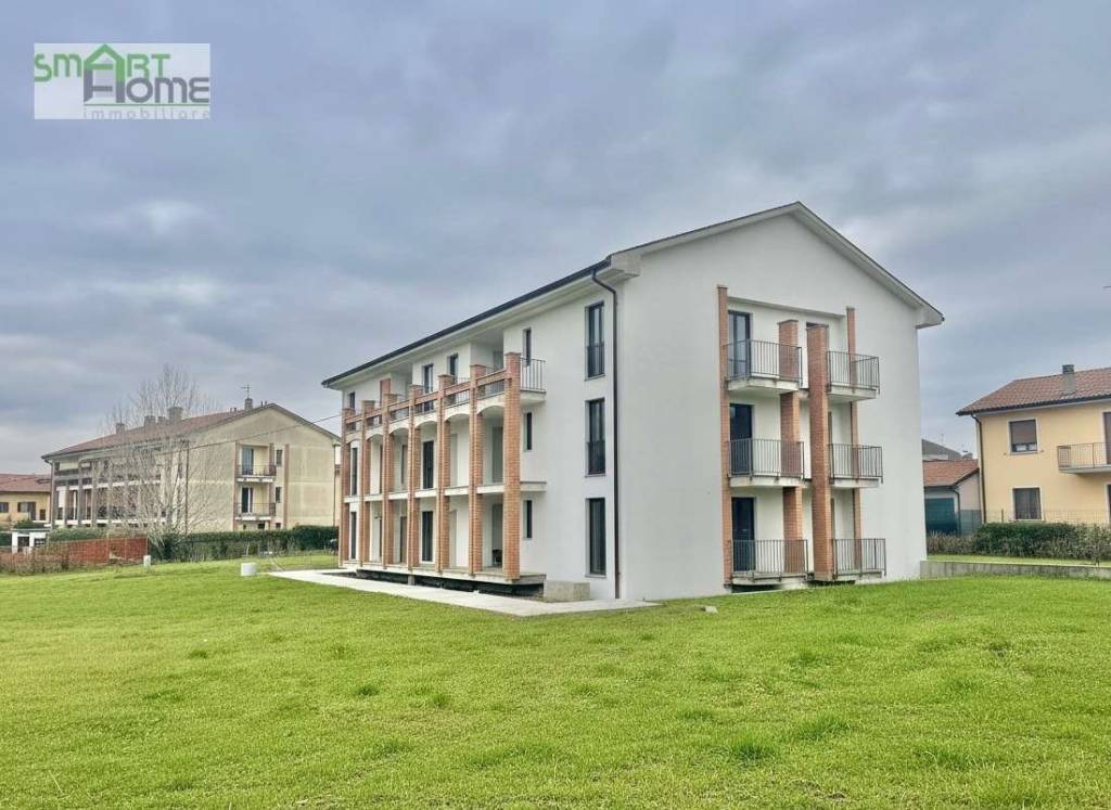 appartamento in vendita a Varallo Pombia