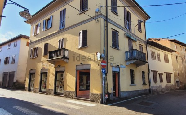 loft in vendita a Varallo Pombia