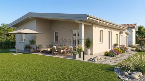 casa indipendente in vendita a Varallo Pombia