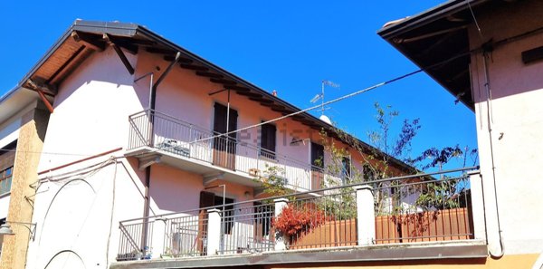 appartamento in vendita a Varallo Pombia