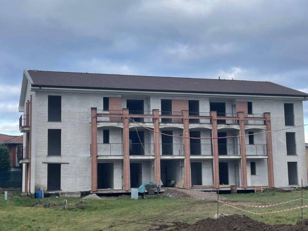 appartamento in vendita a Varallo Pombia