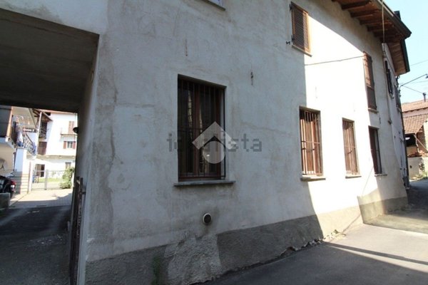 appartamento in vendita a Varallo Pombia
