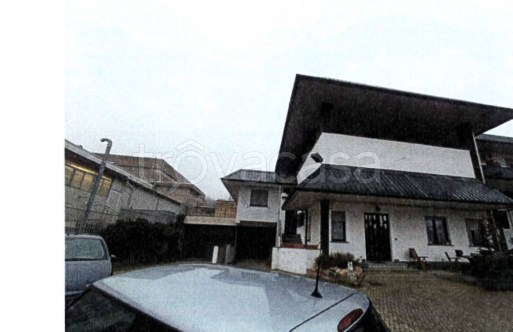 appartamento in vendita a Varallo Pombia