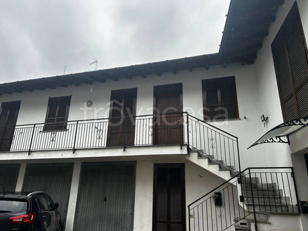 appartamento in vendita a Varallo Pombia