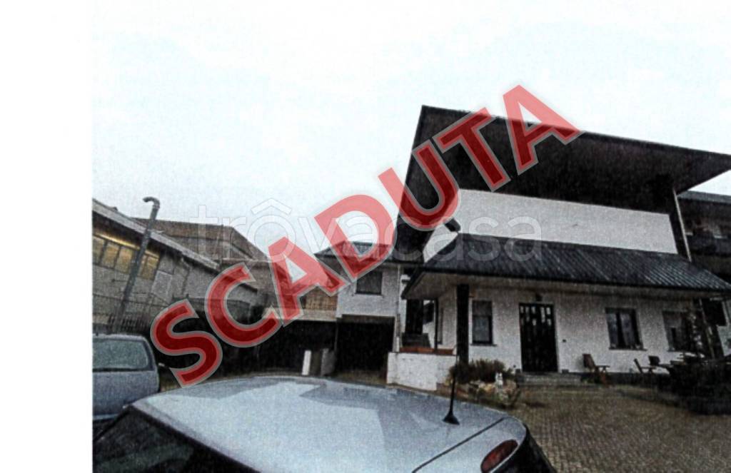 appartamento in vendita a Varallo Pombia