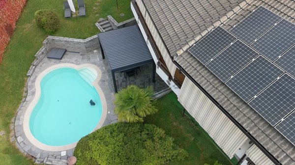 casa indipendente in vendita a Varallo Pombia