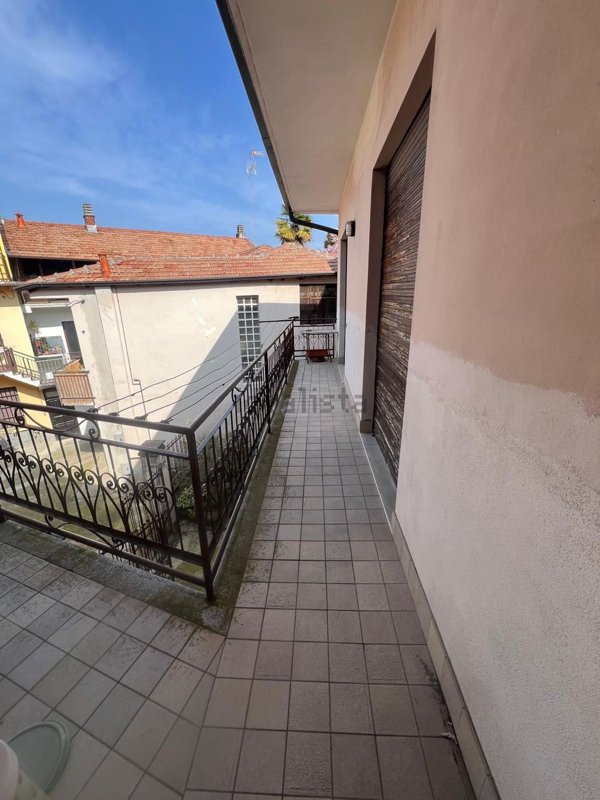 appartamento in vendita a Varallo Pombia