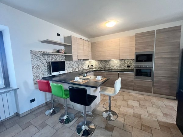 appartamento in vendita a Varallo Pombia