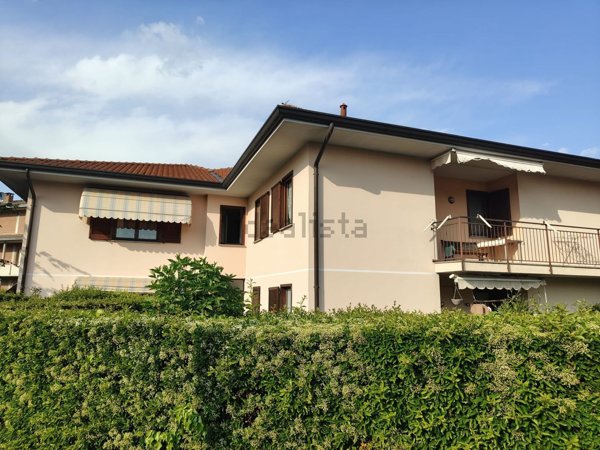 appartamento in vendita a Varallo Pombia