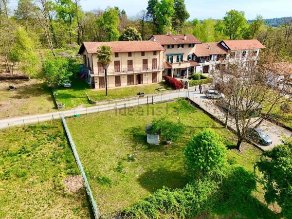appartamento in vendita a Varallo Pombia