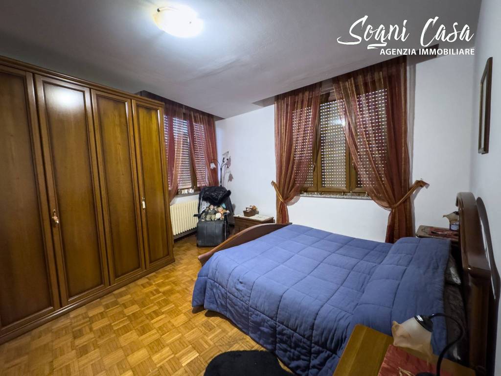 casa indipendente in vendita a Varallo Pombia