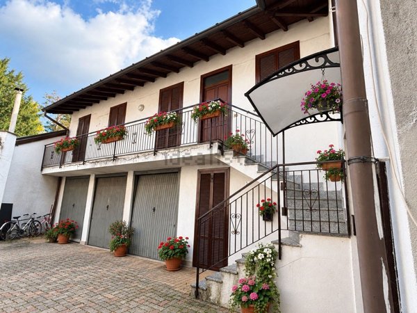 appartamento in vendita a Varallo Pombia
