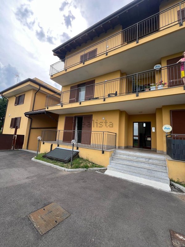 appartamento in vendita a Varallo Pombia
