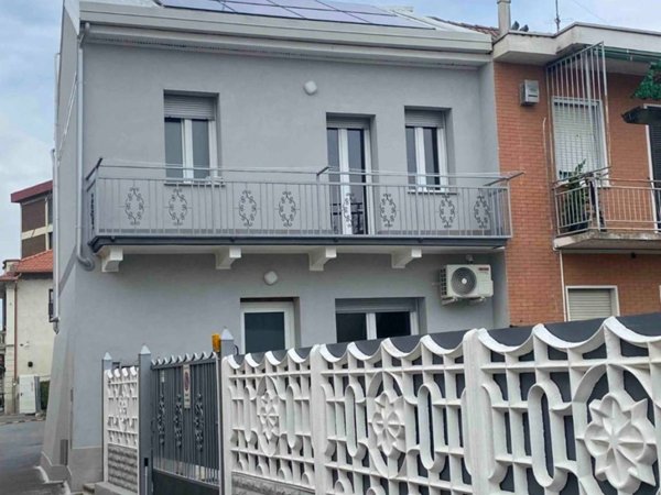 casa indipendente in vendita a Vespolate