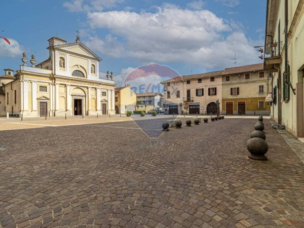 trivano in vendita a Vespolate