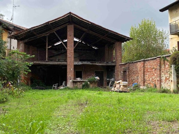 locale commerciale in vendita a Vespolate