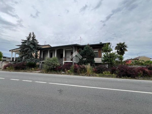 casa indipendente in vendita a Vespolate