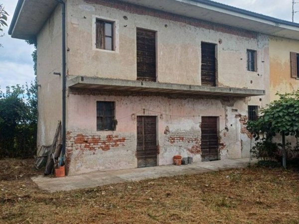casa indipendente in vendita a Vespolate