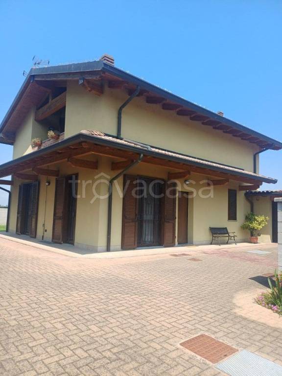 casa indipendente in vendita a Vespolate
