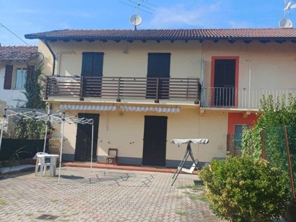 casa indipendente in vendita a Vespolate