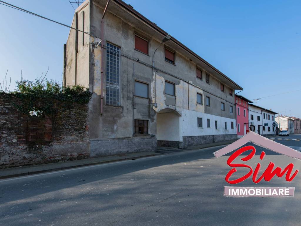 casa indipendente in vendita a Vicolungo