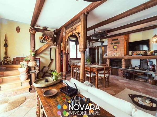 casa indipendente in vendita a Vicolungo