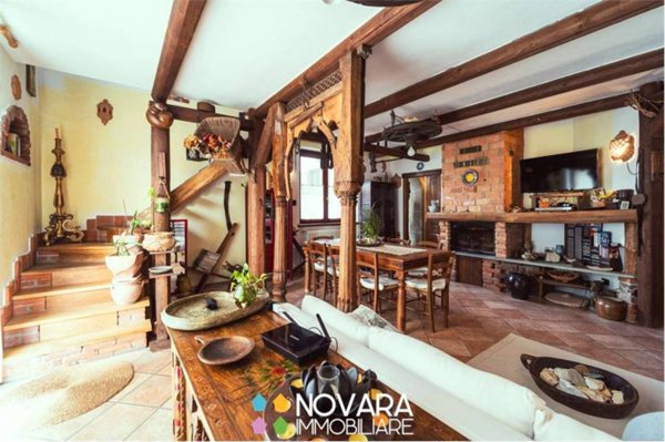 casa indipendente in vendita a Vicolungo