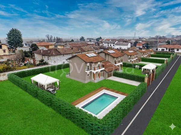 casa indipendente in vendita a Vicolungo