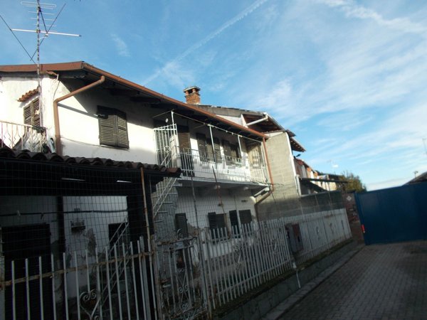 casa indipendente in vendita a Vinzaglio