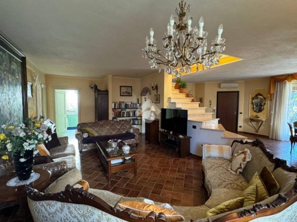 casa indipendente in vendita a Vinzaglio