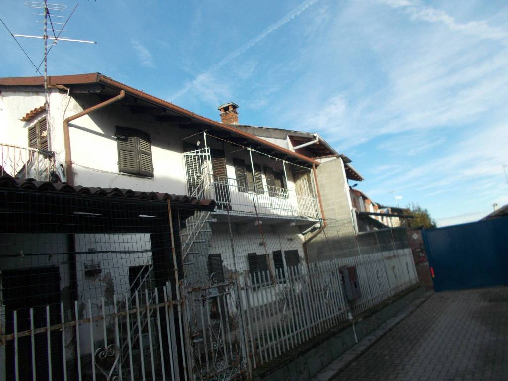 casa indipendente in vendita a Vinzaglio