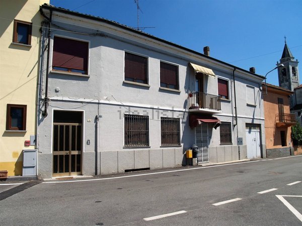 casa indipendente in vendita a Vinzaglio